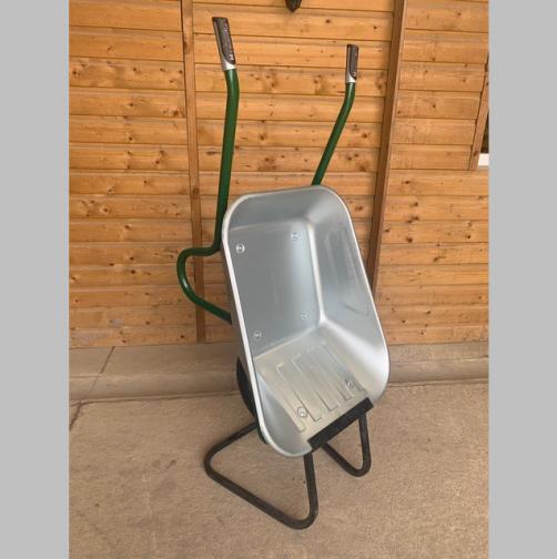 Professional Wheel Barrow